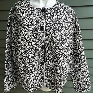 J. Jill Black and White Floral Quilted Women's Jacket. 🏁